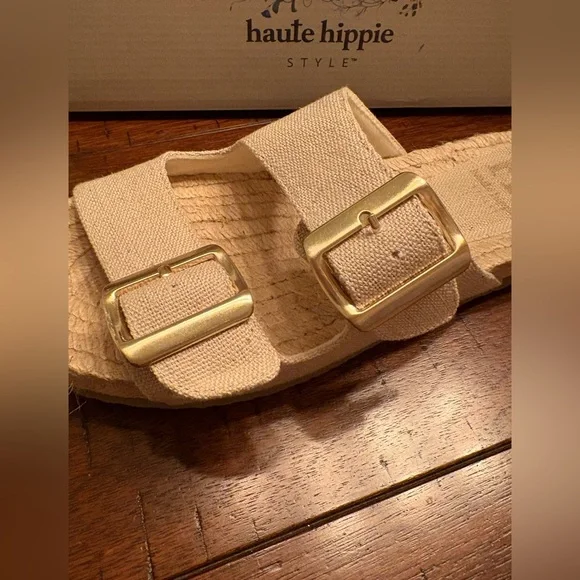 Haute Hippie Nikki Tan Sandals with Brushed Gold Accents - Size 8 - New w/box - Picture 2 of 6